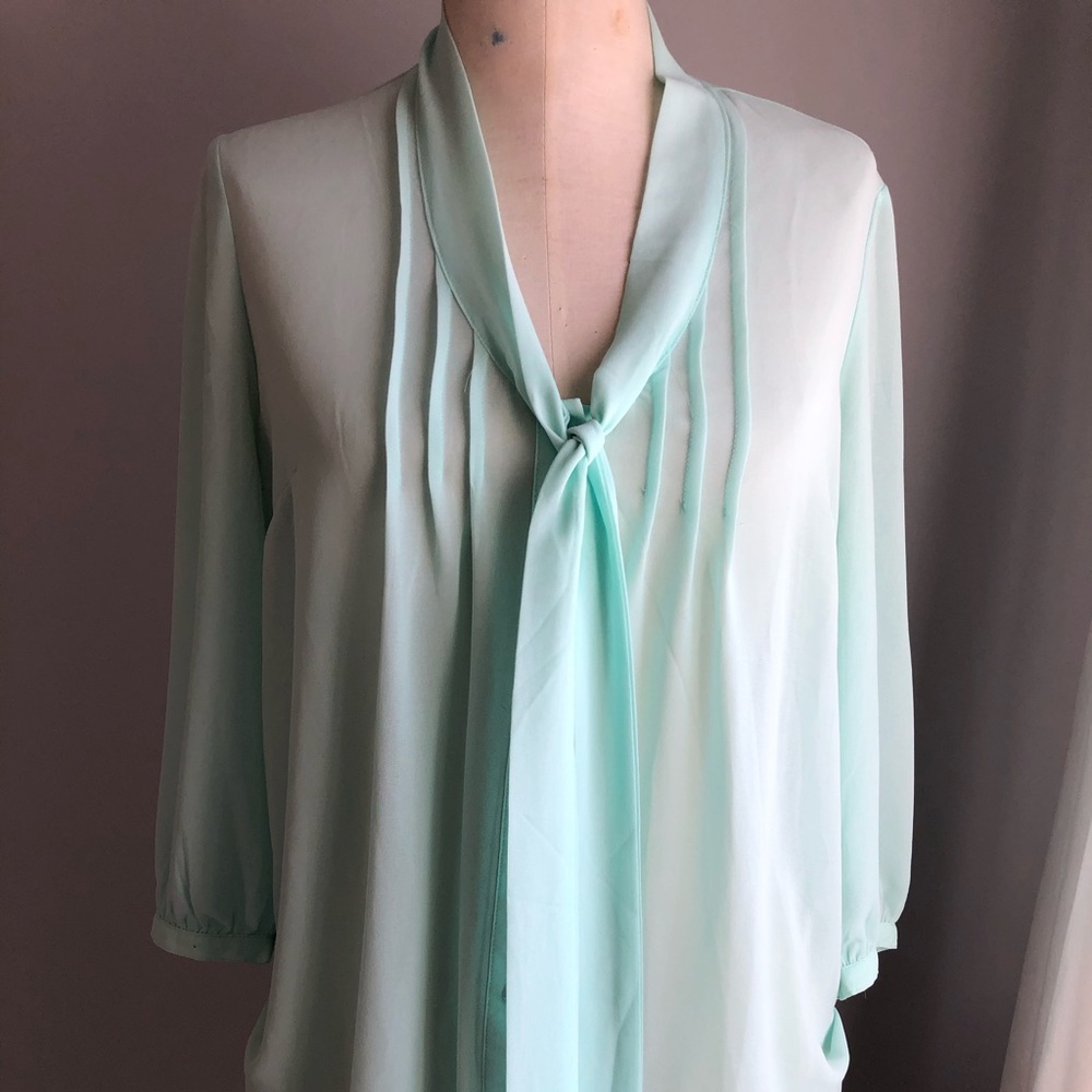 Seafoam tie front blouse
